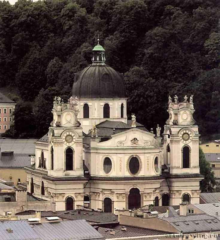 Университетская церковь. Вид с западной стороны. Начата в 1696 - Зальцбург. Австрия.